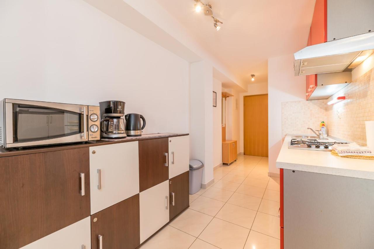 Apartments Ljubica Garden บัชกา ภายนอก รูปภาพ